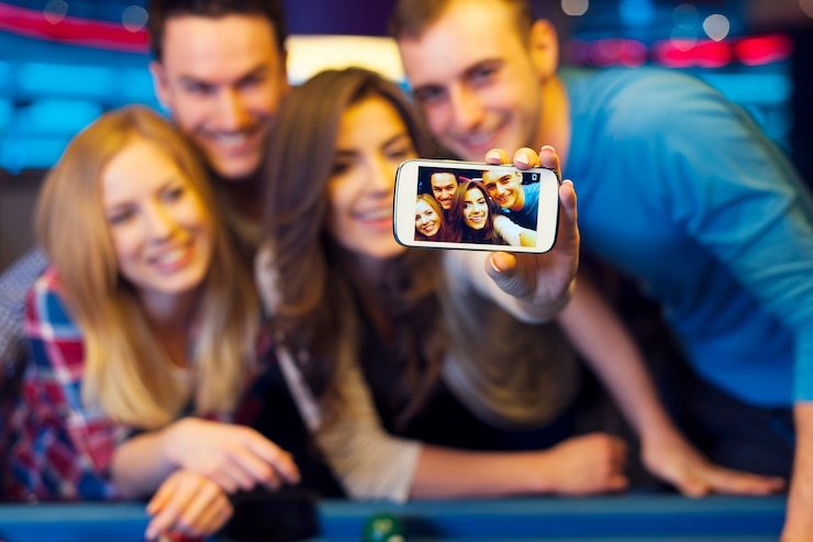 Tampilan jadwal undian live-dealer di platform unsur toto dengan daftar permainan Andar Bahar dan Teen Patti